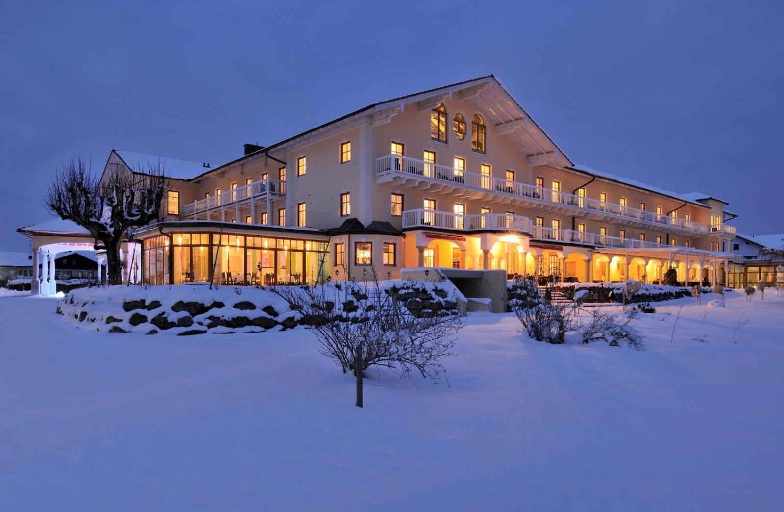 Wellness Natur Resort Gut Edermann Teisendorf Esterno foto